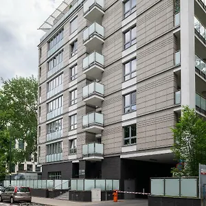 Apartment P&o Serviced Fabryczna, Warsaw