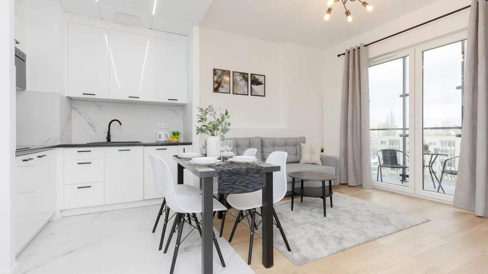 Aparthotel Cozy Apartments Warsaw Wola Kasprzaka By Noclegi Renters Poland